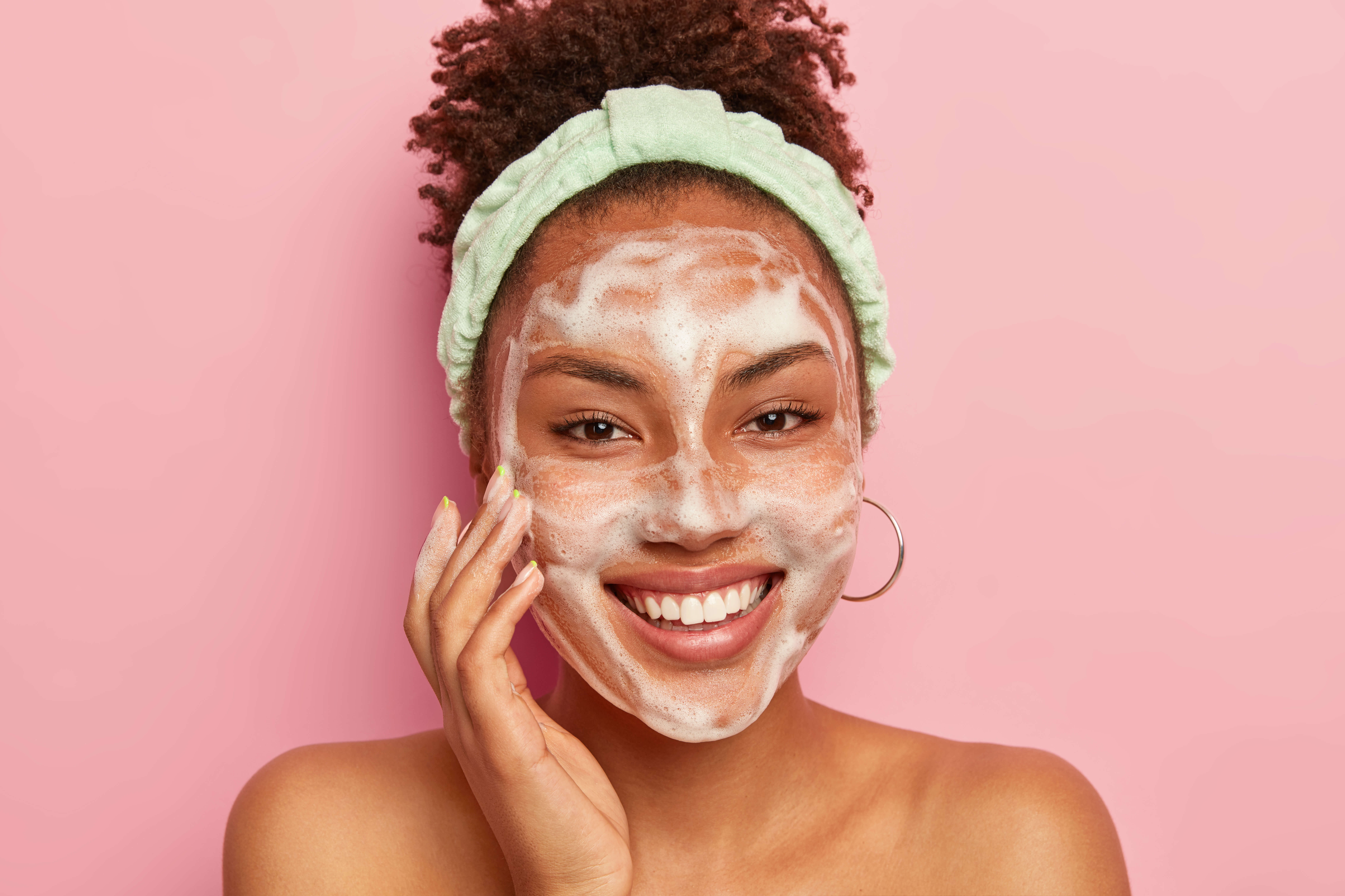 The Ultimate Guide to Skincare Tips and Tricks for a Clear, Glowing Complexion